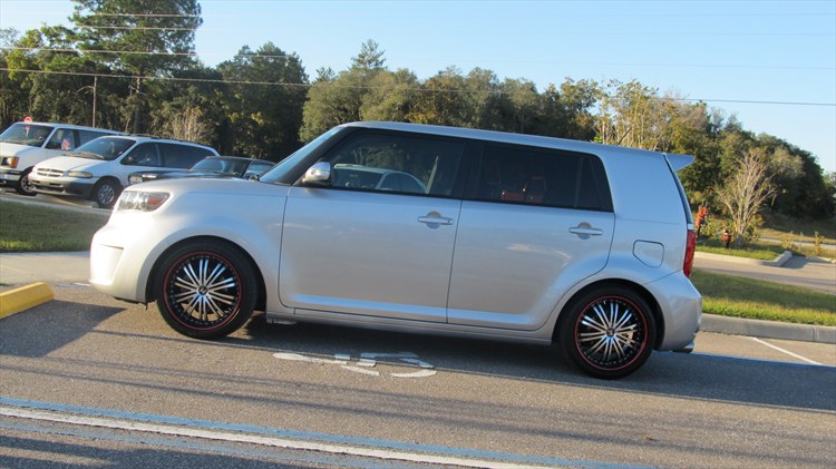 Scion xB